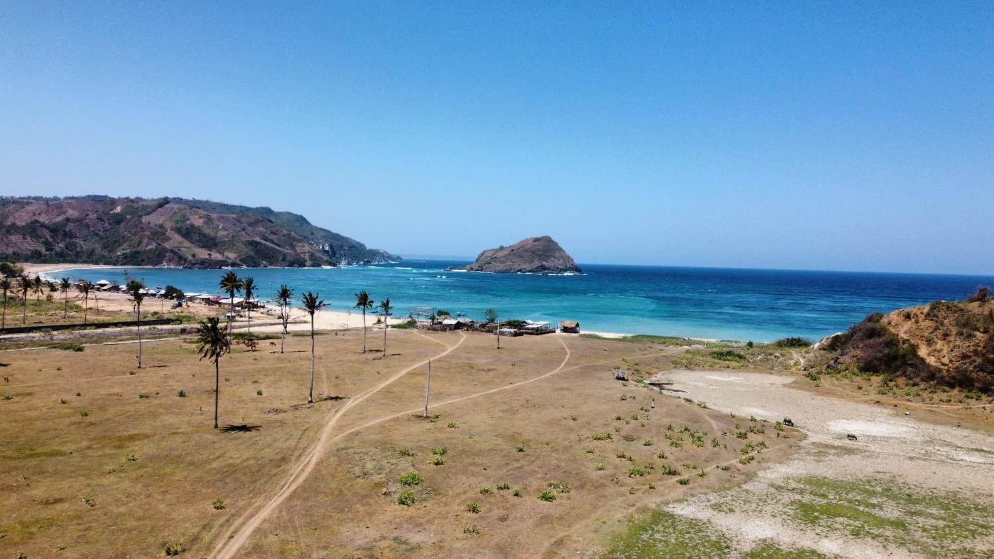 Barrel Homestay Areguling Kuta  Екстер'єр фото